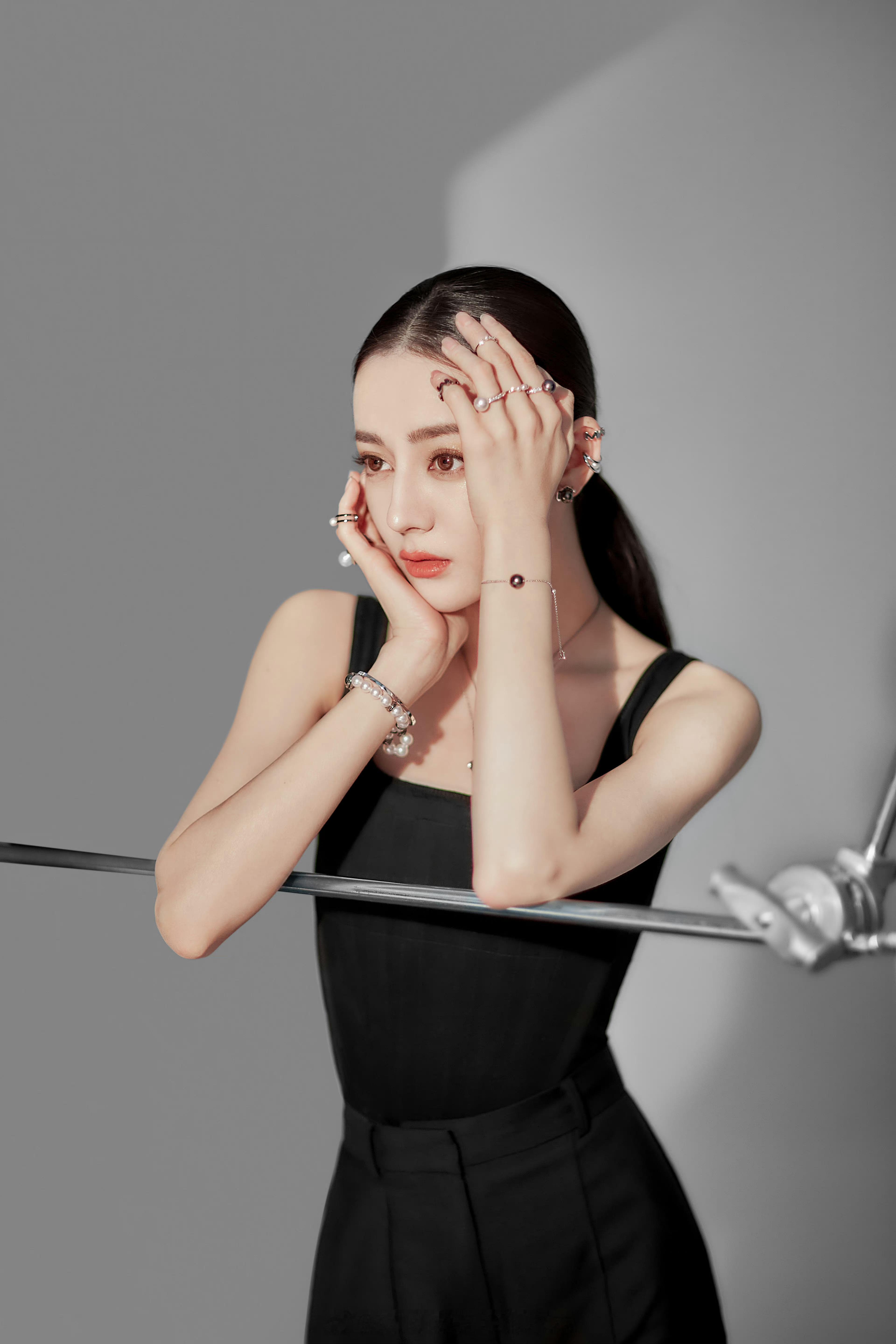 迪丽热巴[超话]迪丽热巴香辣狂欢微博派对合伙人 dlrb 迪丽热巴卫蓝 “我们每