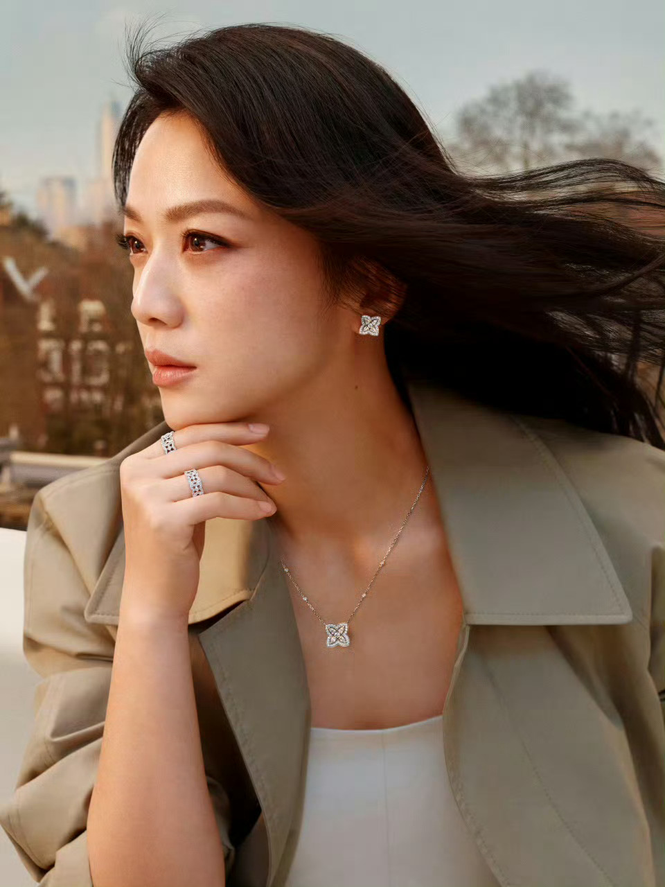 汤唯 × De Beers Lotus by DE BEERS 莲花系列珠宝全新