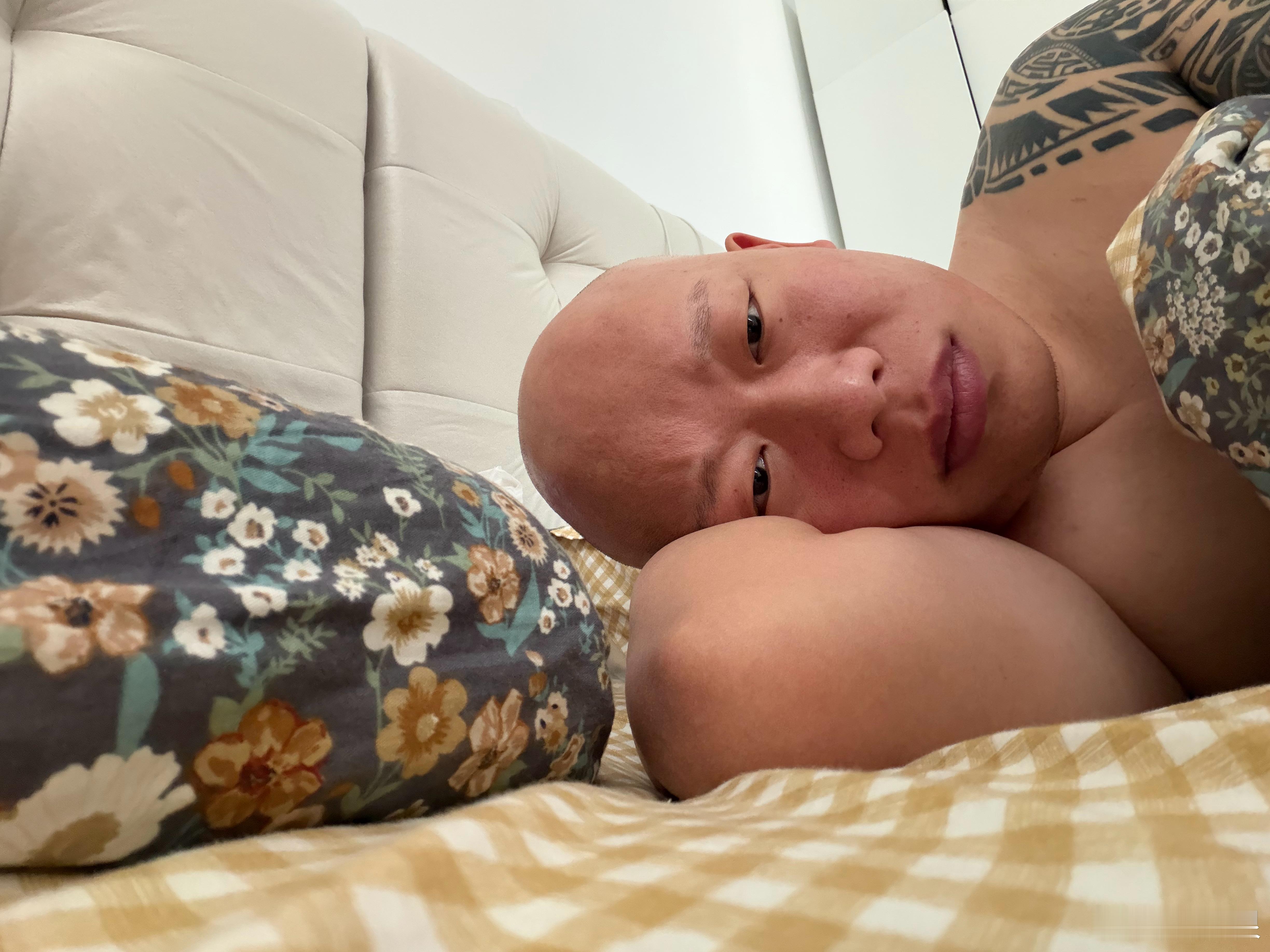 痔疮是疾病中的一粒沙，但落到个人的头上就是一座山。 