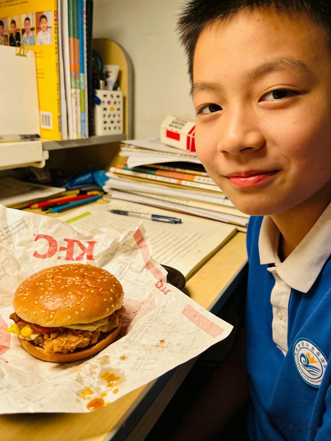 春假两种模式，鸡娃vs遛娃，到底哪种更适合孩子？家长太困惑
 今天是孩子春假第三