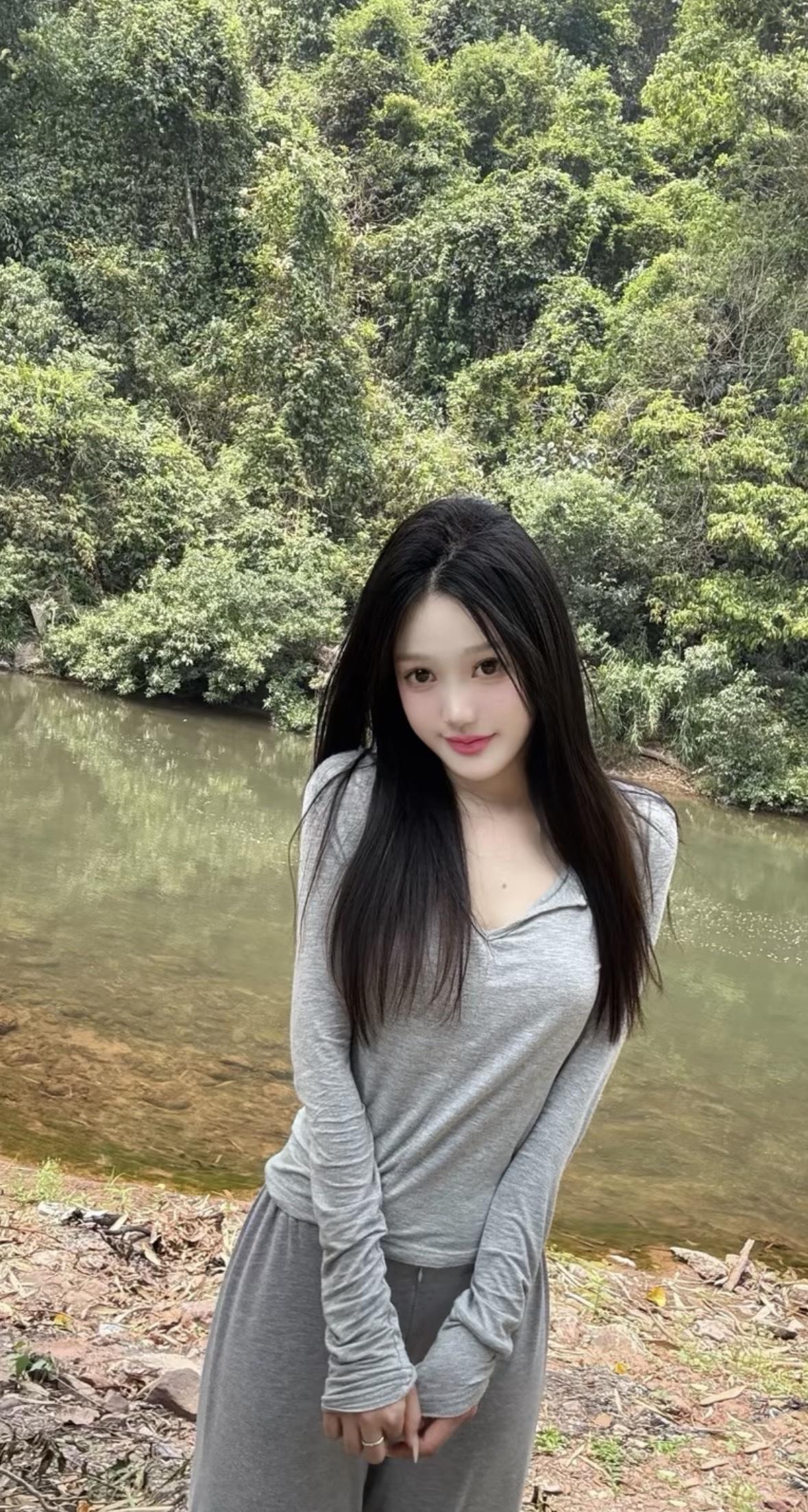 拥抱自然，感受自由，与大自然亲密接触。