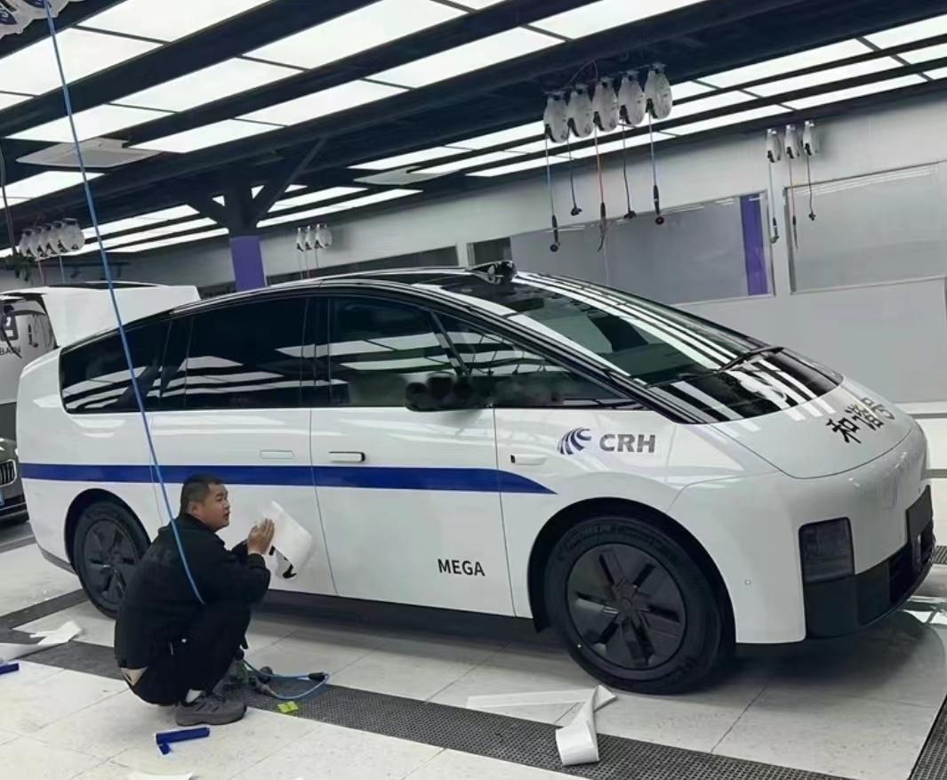 理想汽车上半年销量20.4万辆~~~您对这个成绩满意吗？？？海阔试车超话 ​​​