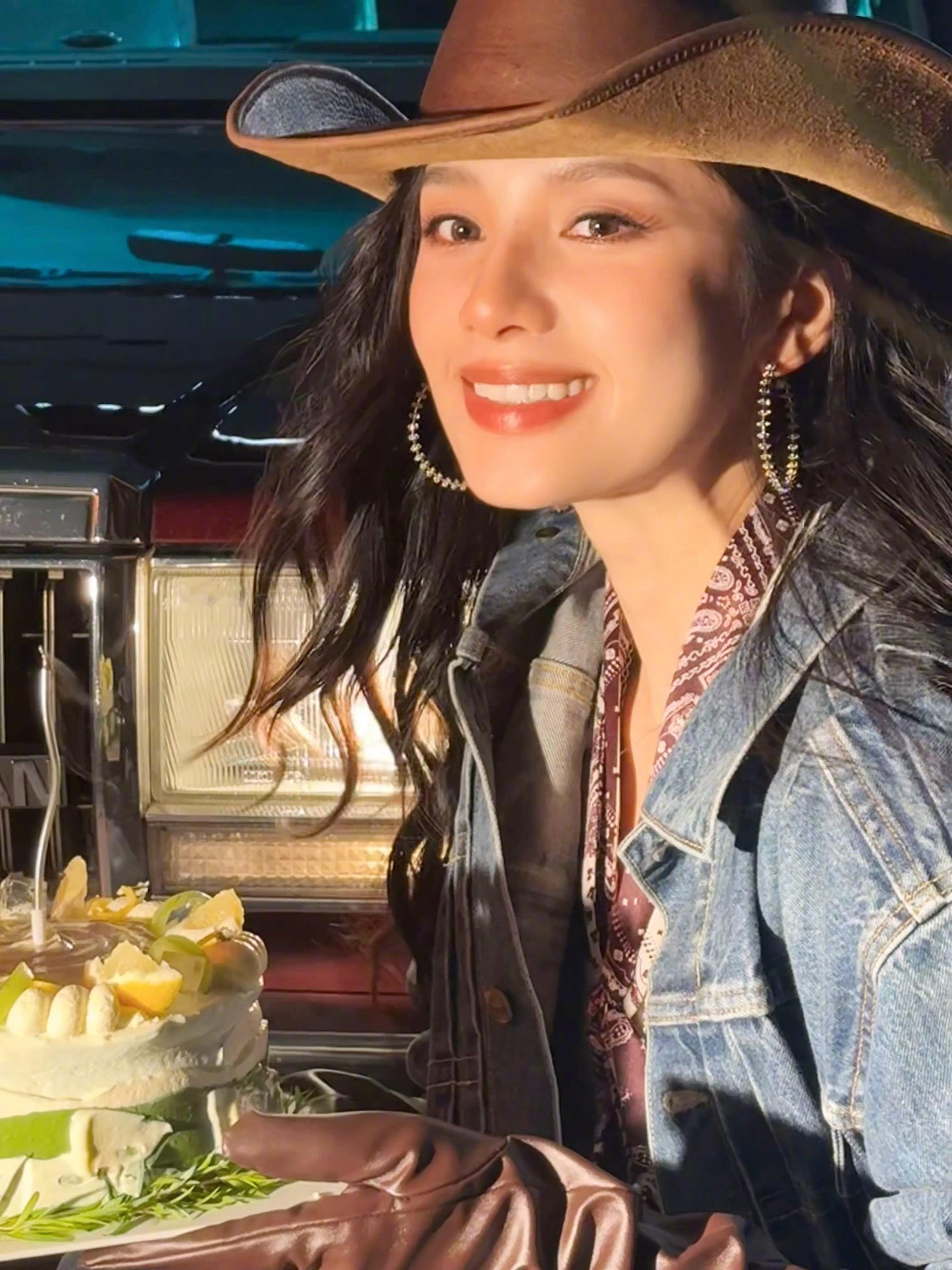 张婧仪丨好野好美 生命力溢出屏幕了、、[求关注] ​​​