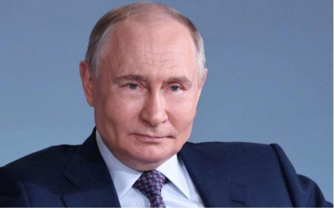 乌克兰冤不冤！四年的时间，四年的拼杀，硬生生把俄罗斯从一个超级大国打成了普通国家