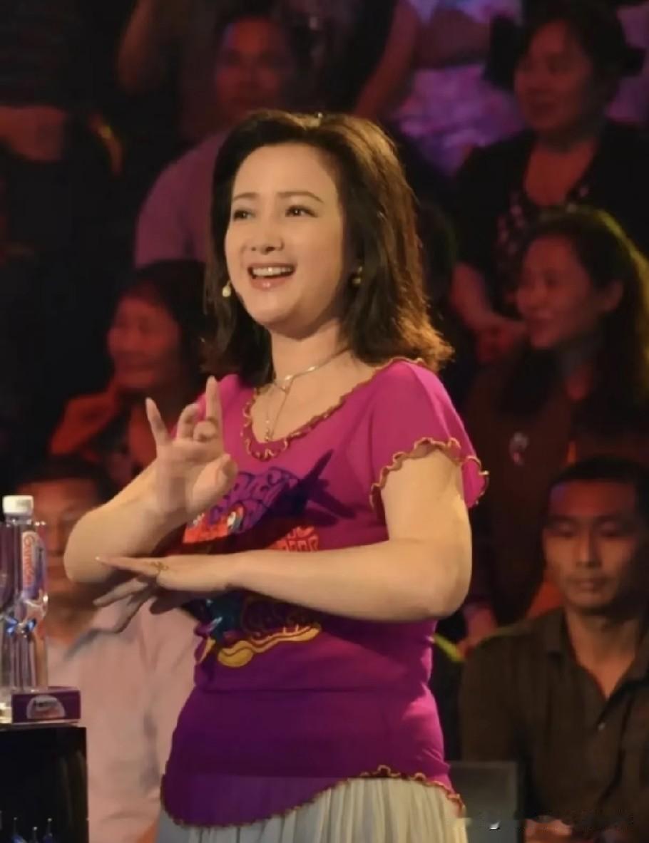 何晴被誉为最美四大名著女演员，你最喜欢她塑造的哪一个角色？