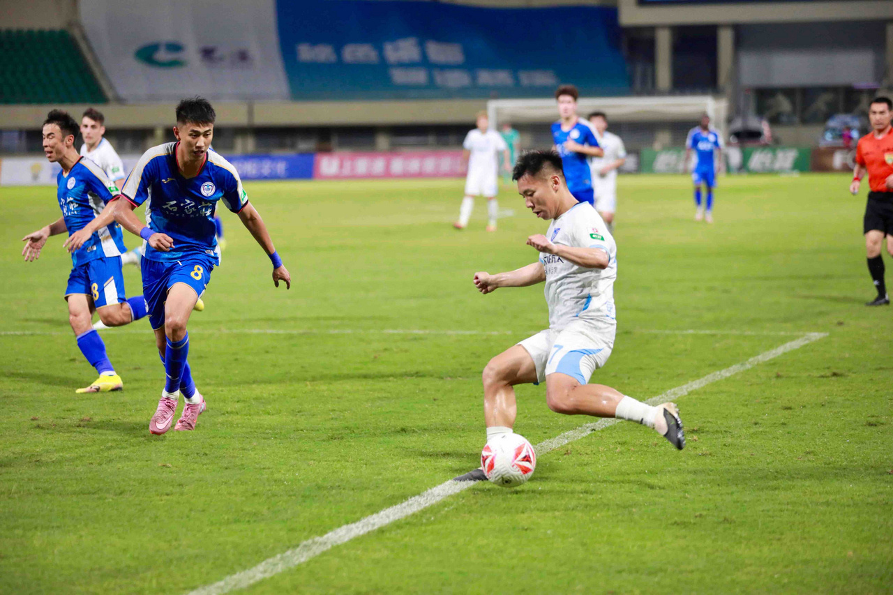 宁波FC对战佛山南狮明晚慈溪见分晓 受天气影响，中甲宁波FC对阵佛山南狮的赛事推