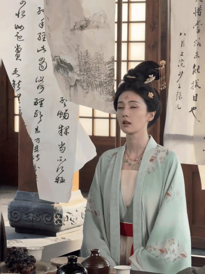 叶璃live转动图·会动的璃璃 一起走进璃的心里~白鹿莫离 .白鹿叶璃