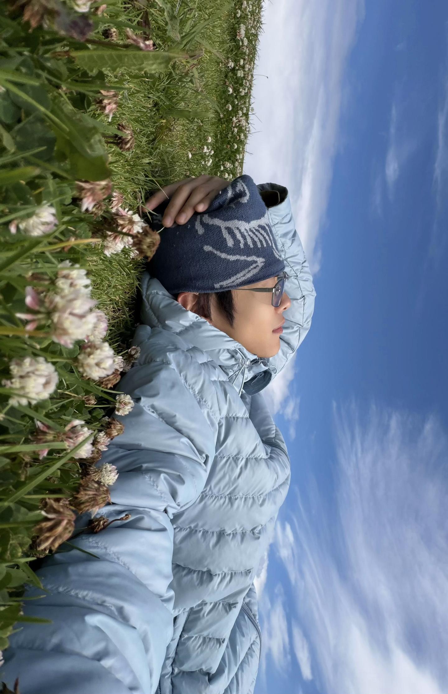 我选颜人中的新歌作为秋天的解药