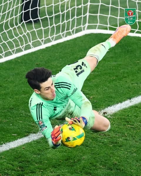 平安夜前夕嘅壓軸好戲，雄心壯志嘅水晶宮挑戰阿仙奴嘅倫敦打比喺1/4決賽上演，雙方