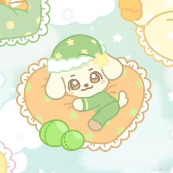 对着两颗晴王笑了半天 像懒羊羊睡觉 
