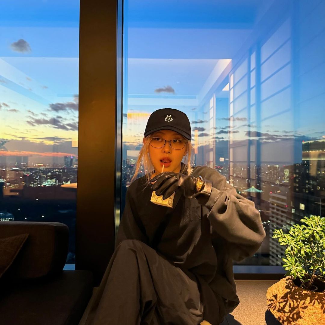 Rosé ins更新🖤 ​​​