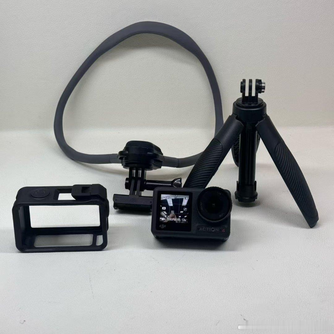 大疆Osmo Action 4 运动相机 无内存卡成色有磕碰  功能正常 拍摄稳