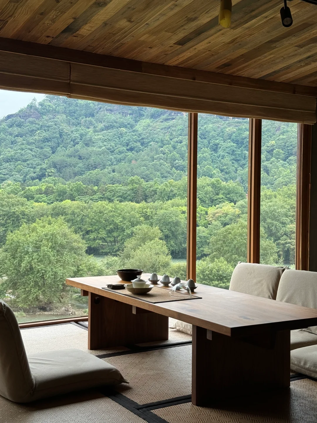 34岁我悟了，人生最好的活法就是:少。