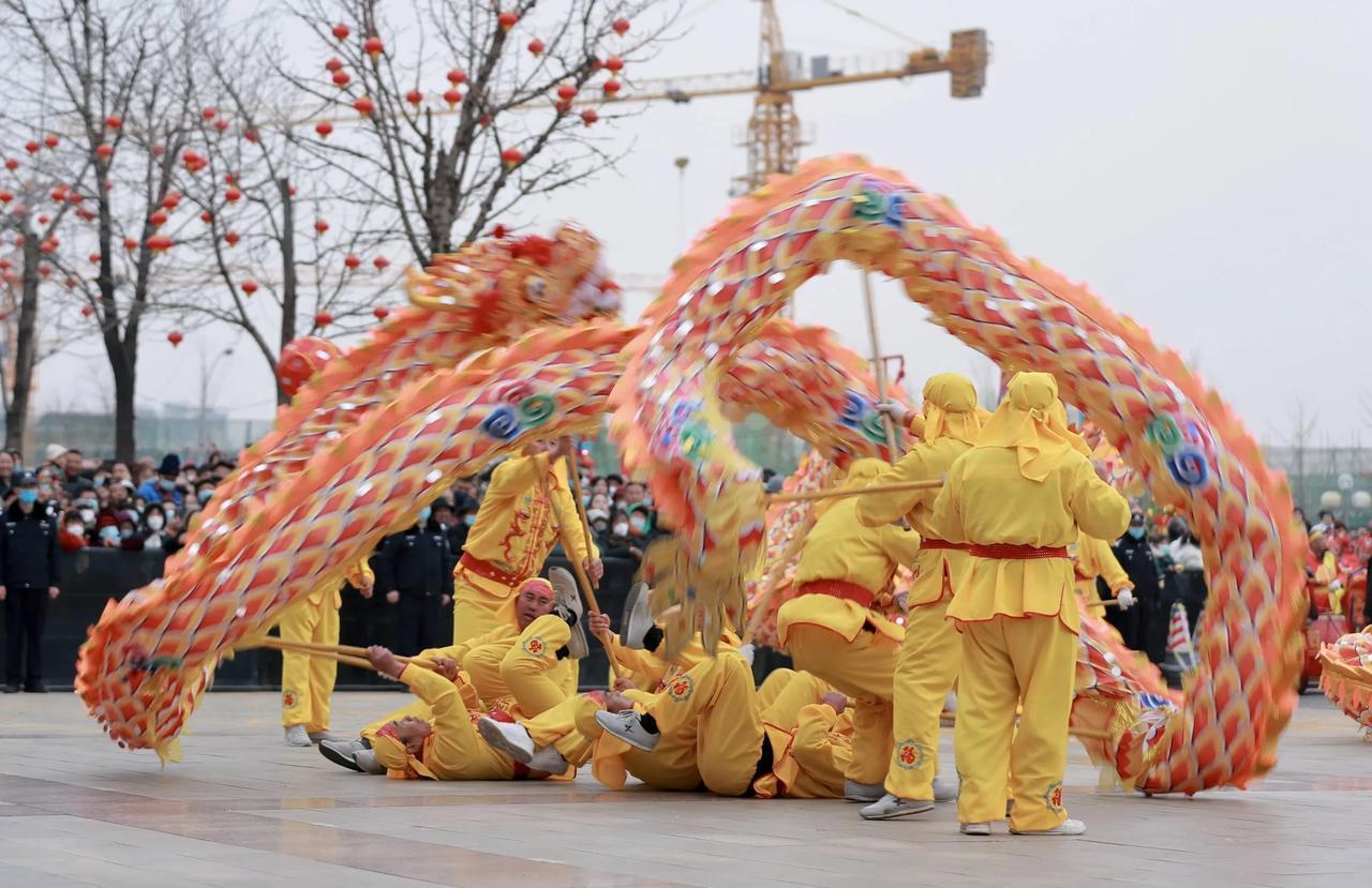 龙城太原，气温回暖，春意盎然，喜事连连。自2月22日太原地铁1号线开通运营后，3