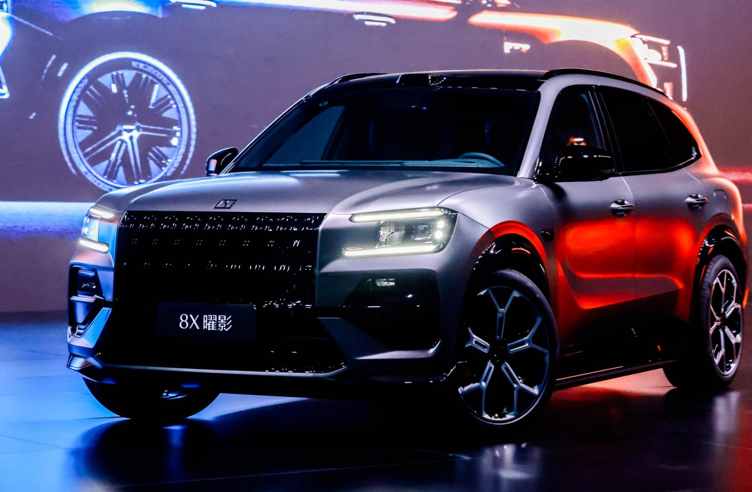 极氪 8X 今天开预售，37.68 万起，今年二季度正式上市，比业内预计的 43