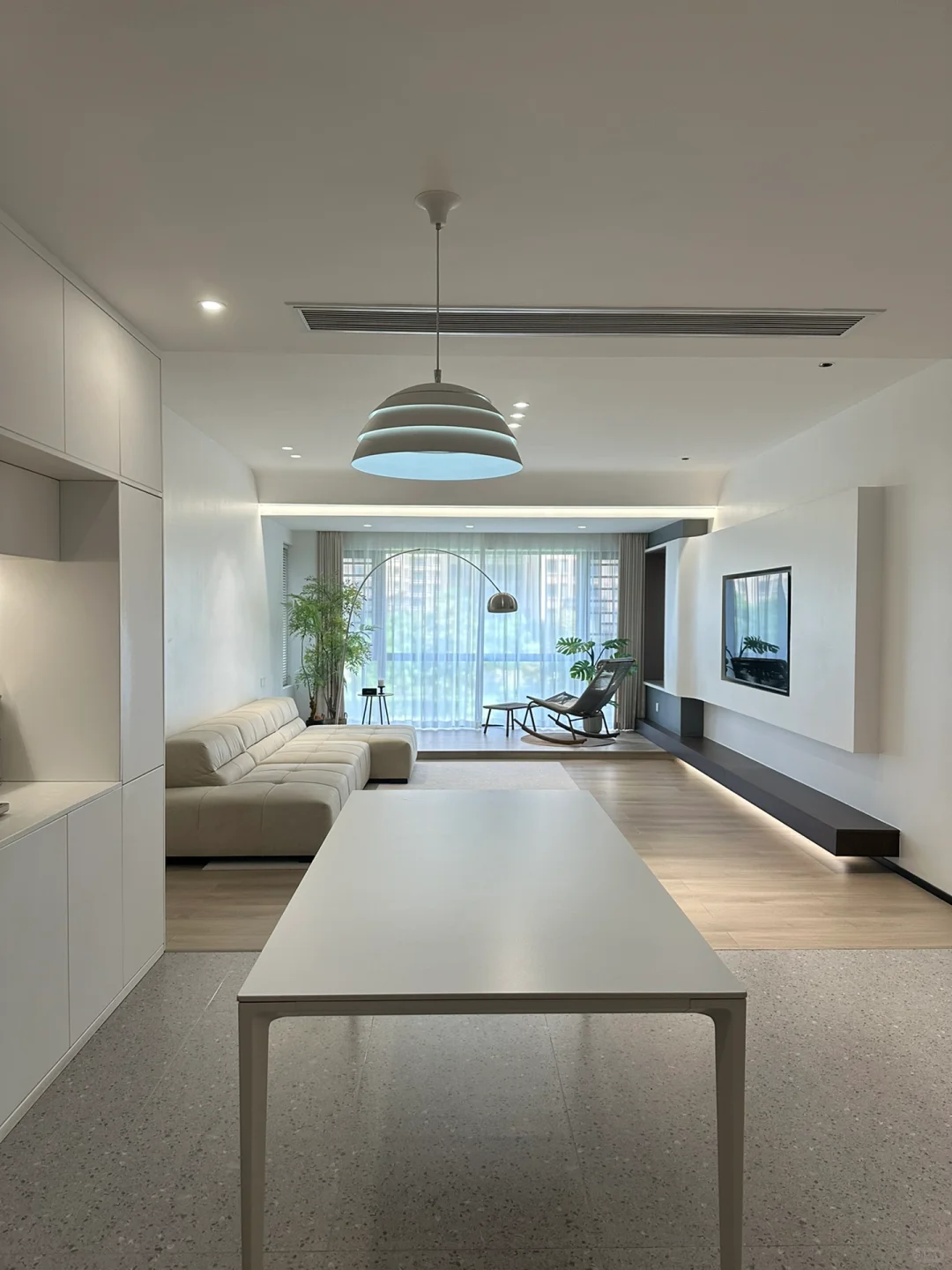 果然越简单，家越显大