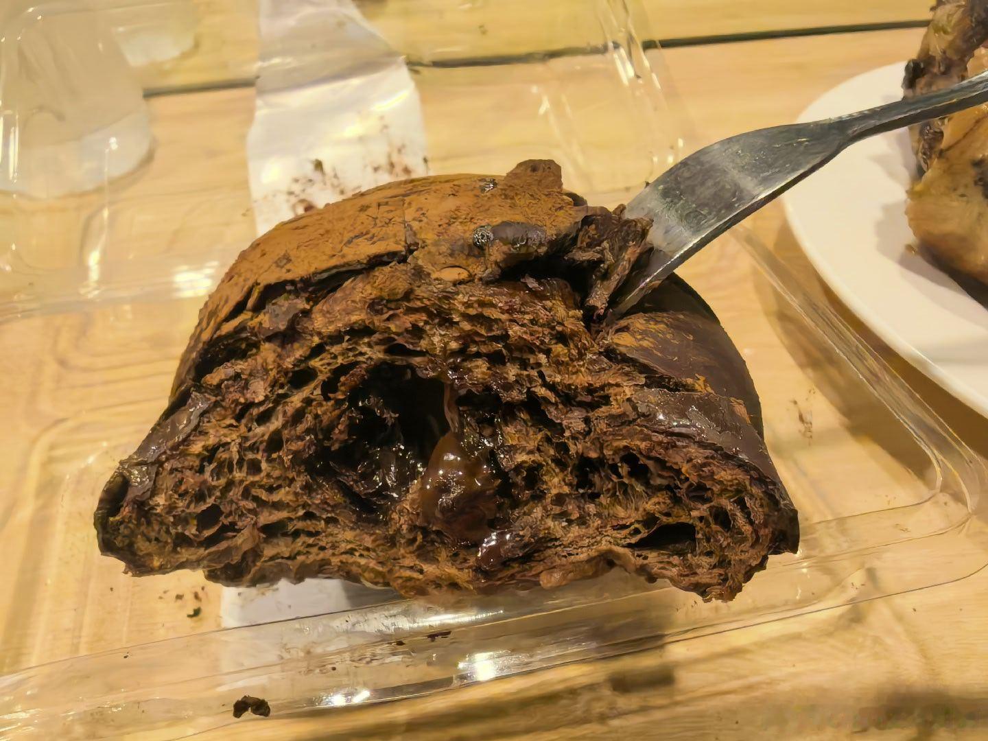 早上睡醒63.5，吃早午饭，下午还吃水果。一天练好61.8。晚上睡前桑拿放松下，