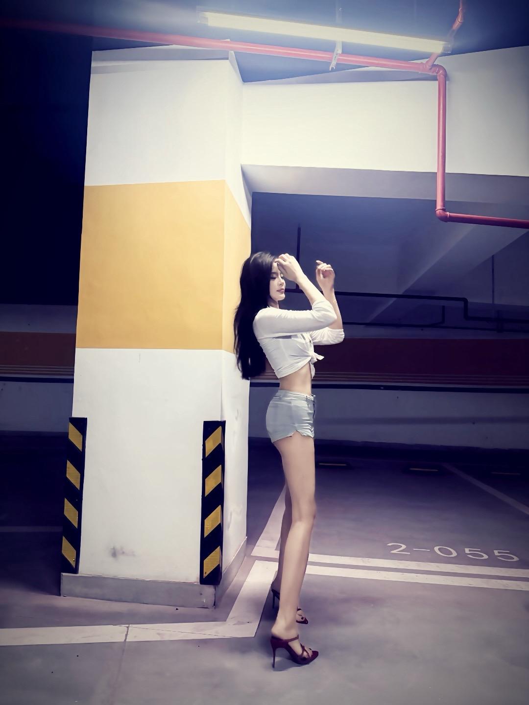 姐妹你回一下他的消息吧 他高兴了就回我消息了