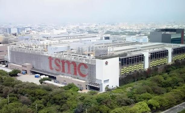 台积电，已经死了！不是死在导弹下，而是死在了中美两国的A4纸上。一边，美国吊销了