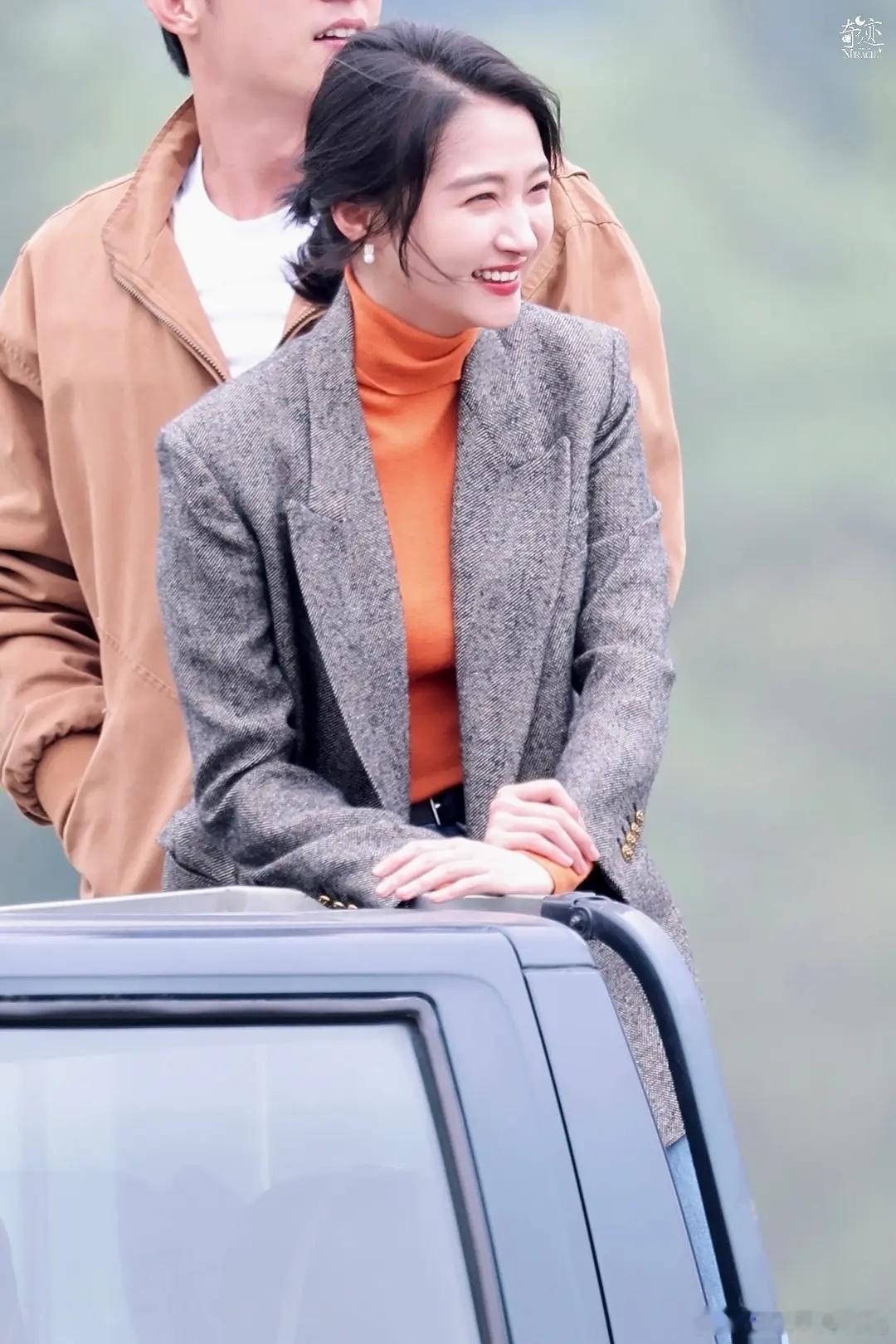 烟花少年改名了就赶紧播好么，彤姐跟🐳没准演技能擦出火花，彤姐属于遇强则强的类型