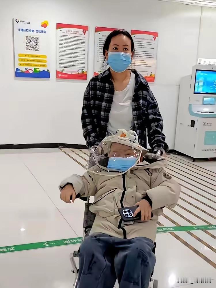 我点赞最多的一个孩子，希望不要让大家失望。

豪豪看现在的情况，时间不多了，基本