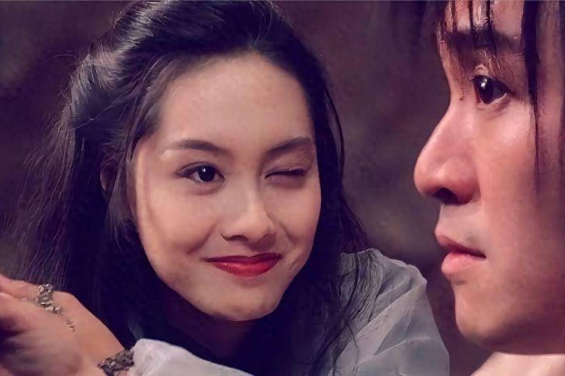 我时常会在心里琢磨，结婚到底好不好，也很想听听别人的看法。

前几天，我在路上漫