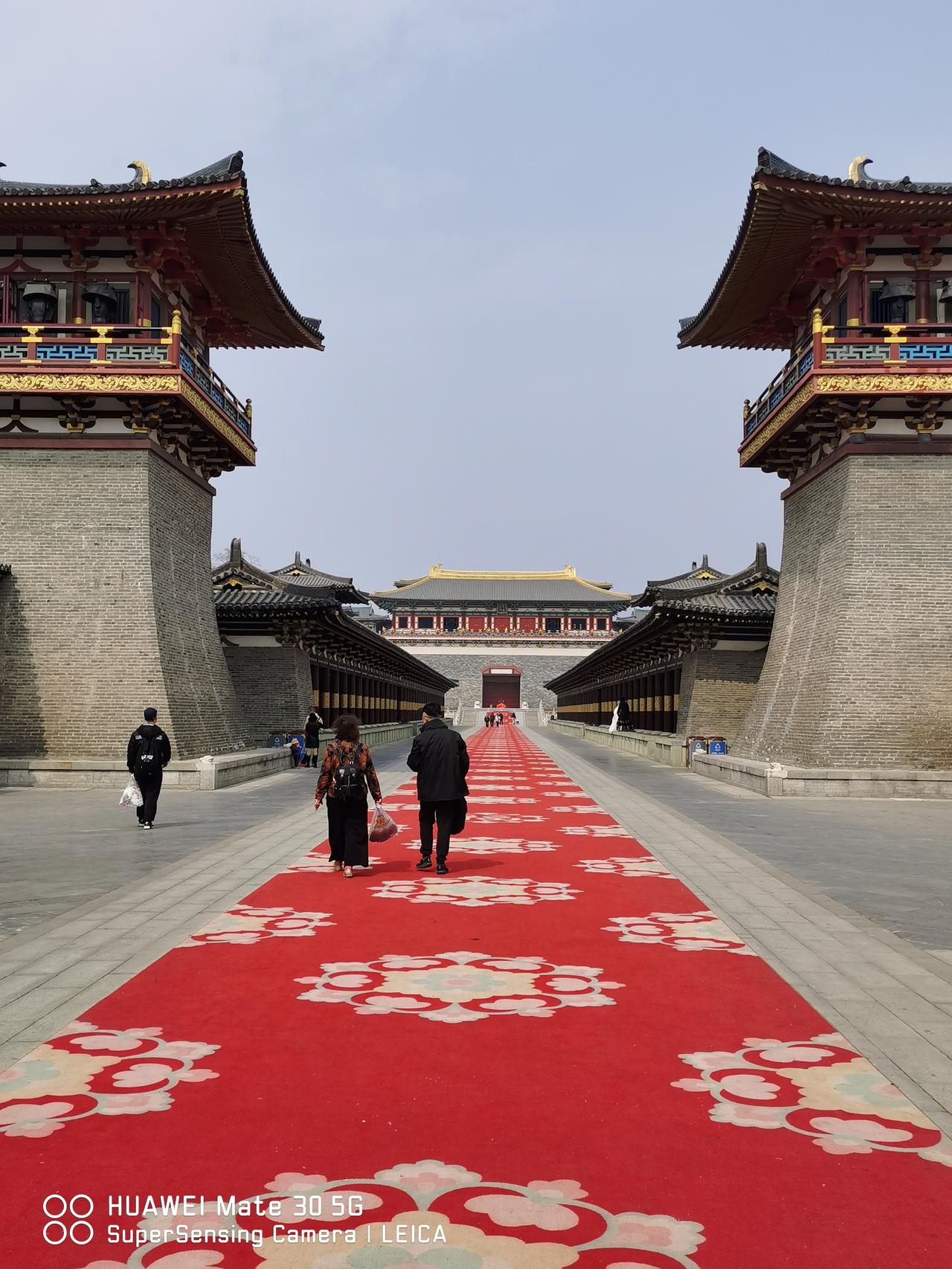 用一张图片证明你在哪盛世唐城