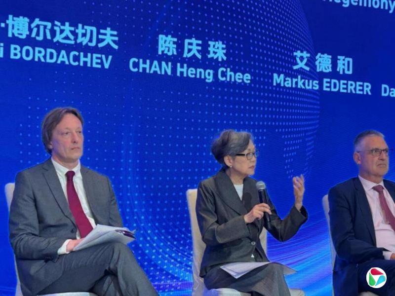 在第八届国际战略与安全论坛会议上，与会者都表达了世界退回到丛林法则时代的担忧。会