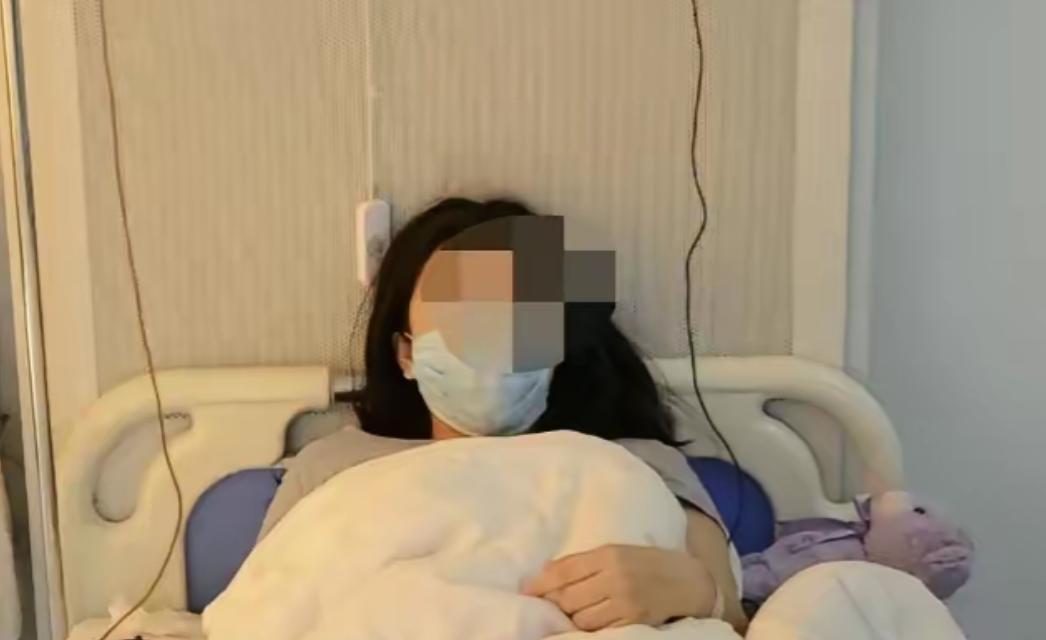 女子病逝留下丰厚身家，家中还有一位身患残疾、无依无靠的亲生女儿，可她临终立下的遗