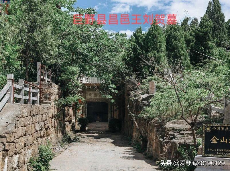 深圳卫视主持人黄燎应该是搞错了。海昏侯刘贺墓中出土的《诗经》版本，它的篇数和现在