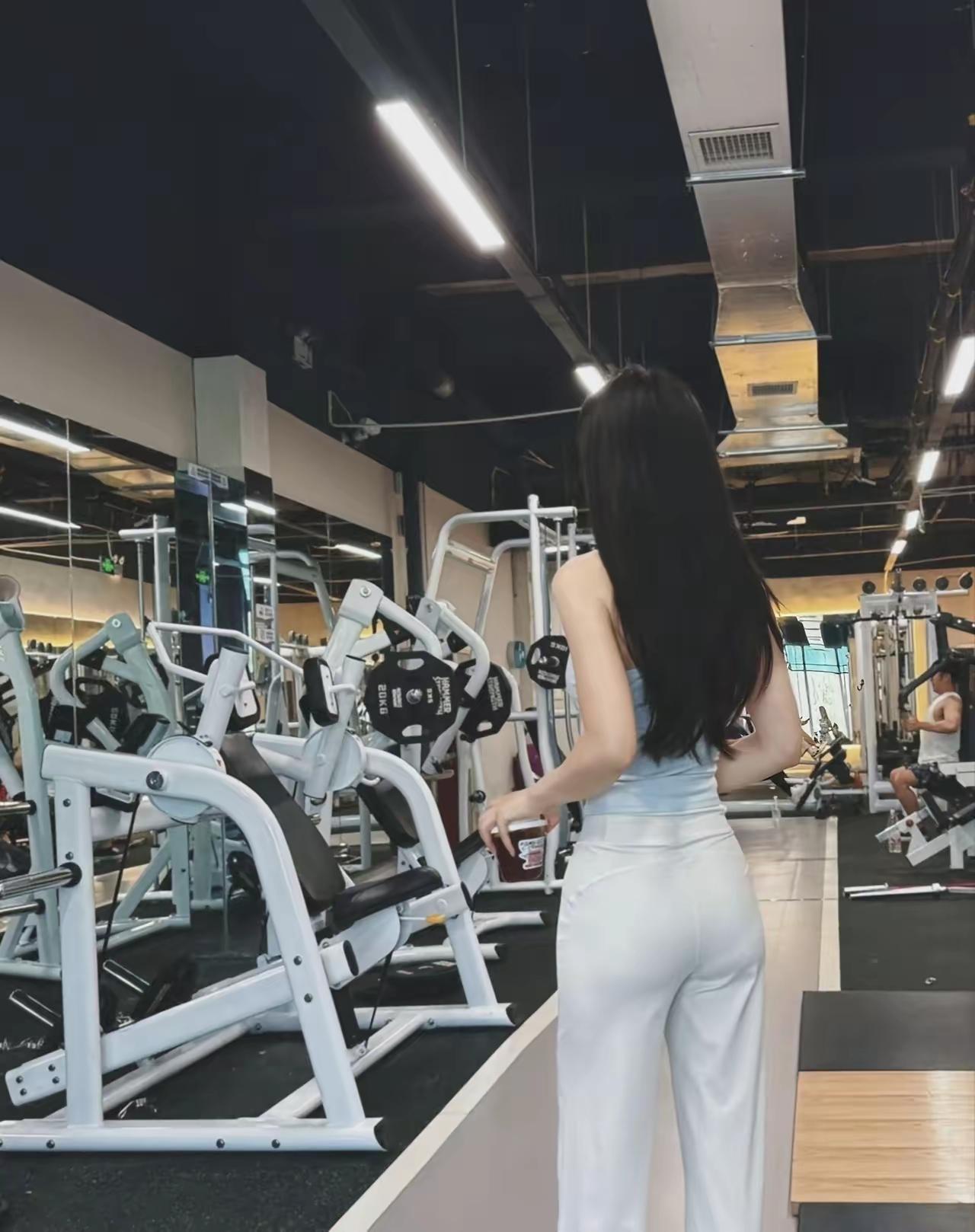 没有一份美来得容易，想美先流汗。