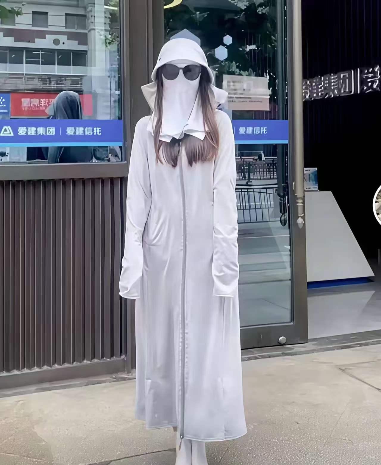 只要自己不尴尬，那尴尬的就是别人