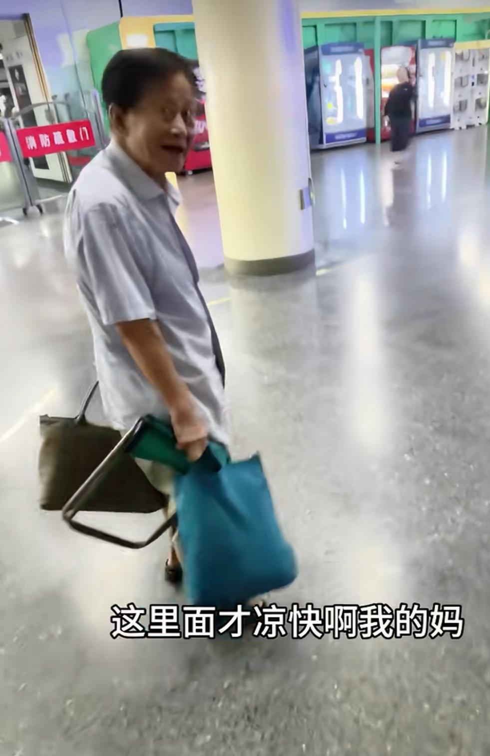 上海建工爷叔终于道出了苦衷！他喜欢抬杠是真的，胡说八道也是有的，每天往返几十公里