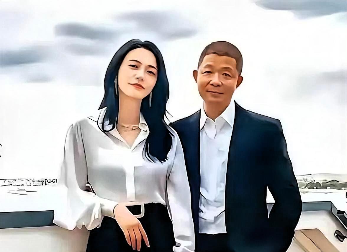 刚刷到姚晨官宣离婚被人民日报批评，我直接看傻了。
评论区吵翻了——有人说她活该被