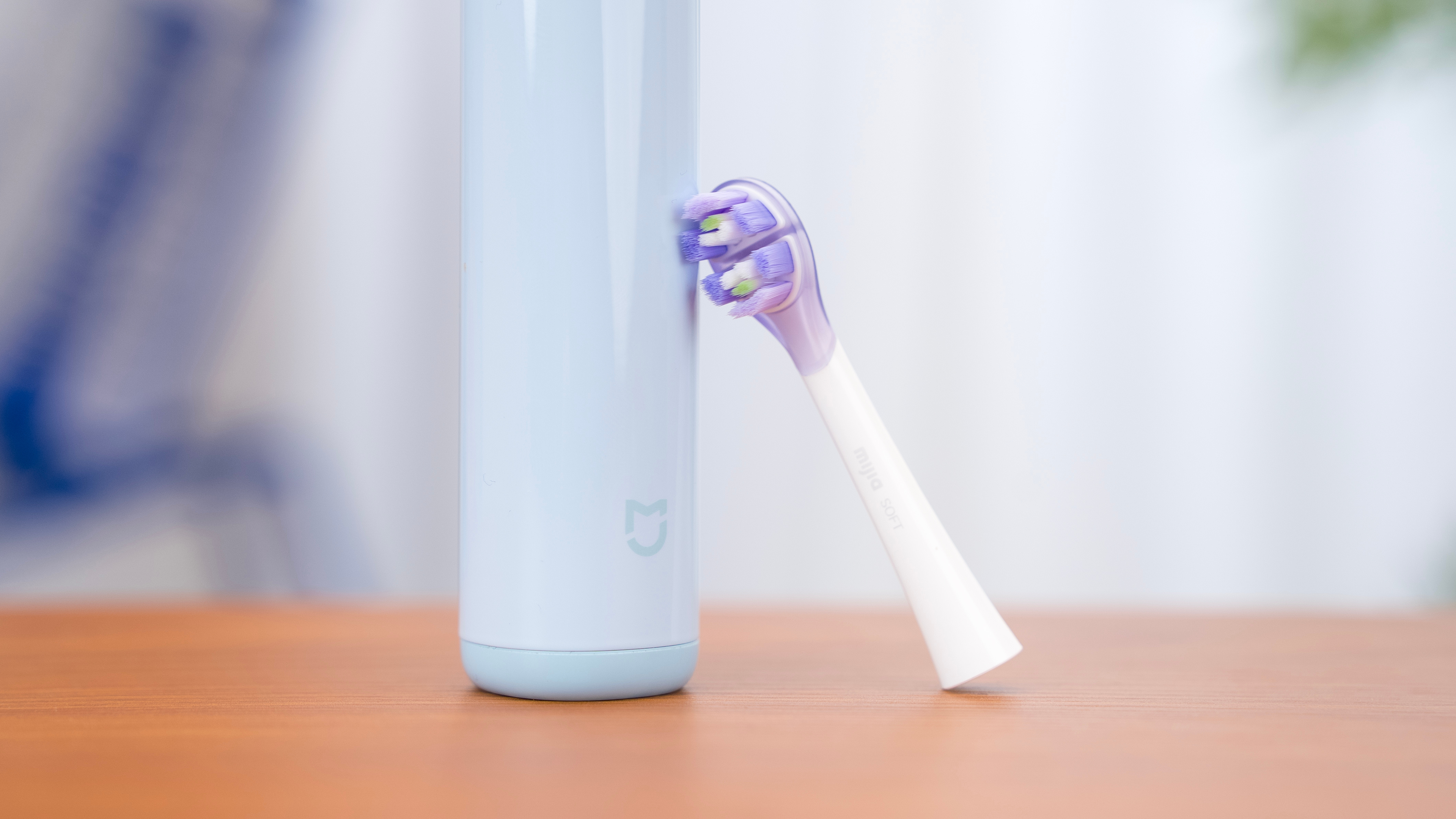 小朋友刷牙这事，当家长的都懂，不乐意刷是一方面，更头疼的是刷不干净，还得跟在后面