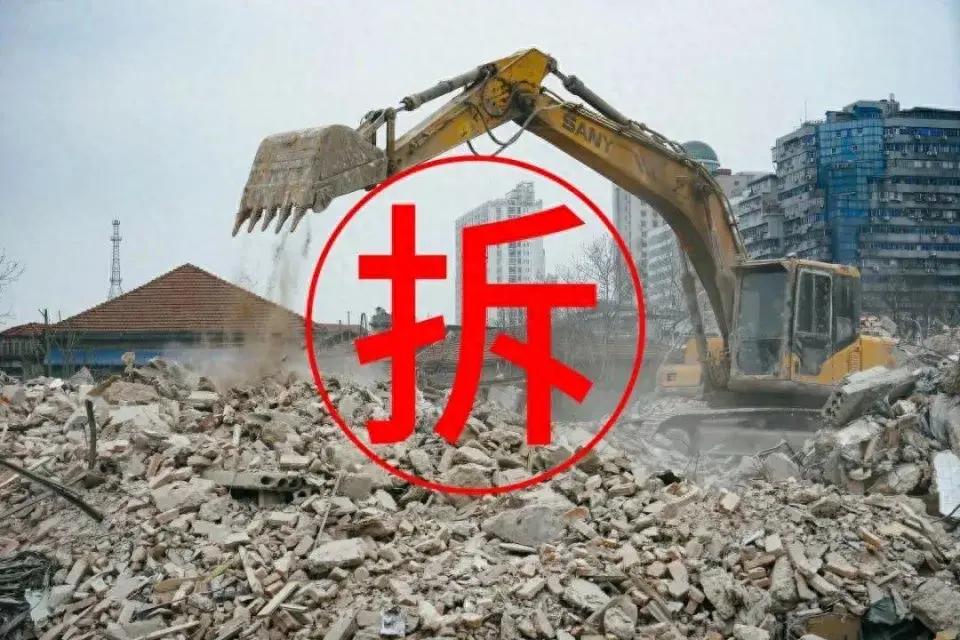被忽悠惨了！青海西宁，七旬大爷用拆迁款去买房时，却发现580万存款不翼而飞。大爷