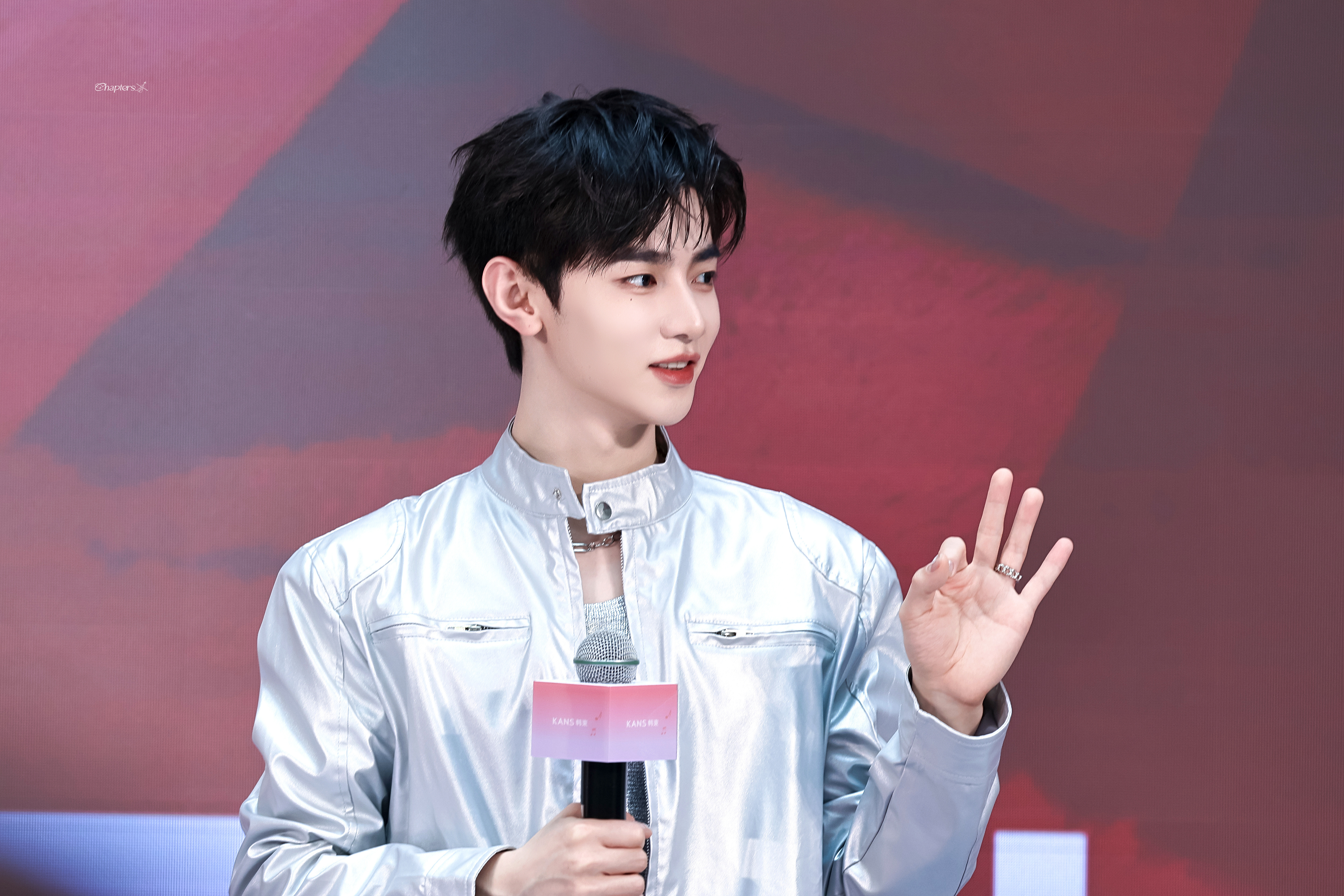 章昊韩束亚太区品牌代言人昊启新程为你而来章昊 赚钱不是为了看我不愧是游戏王章昊！