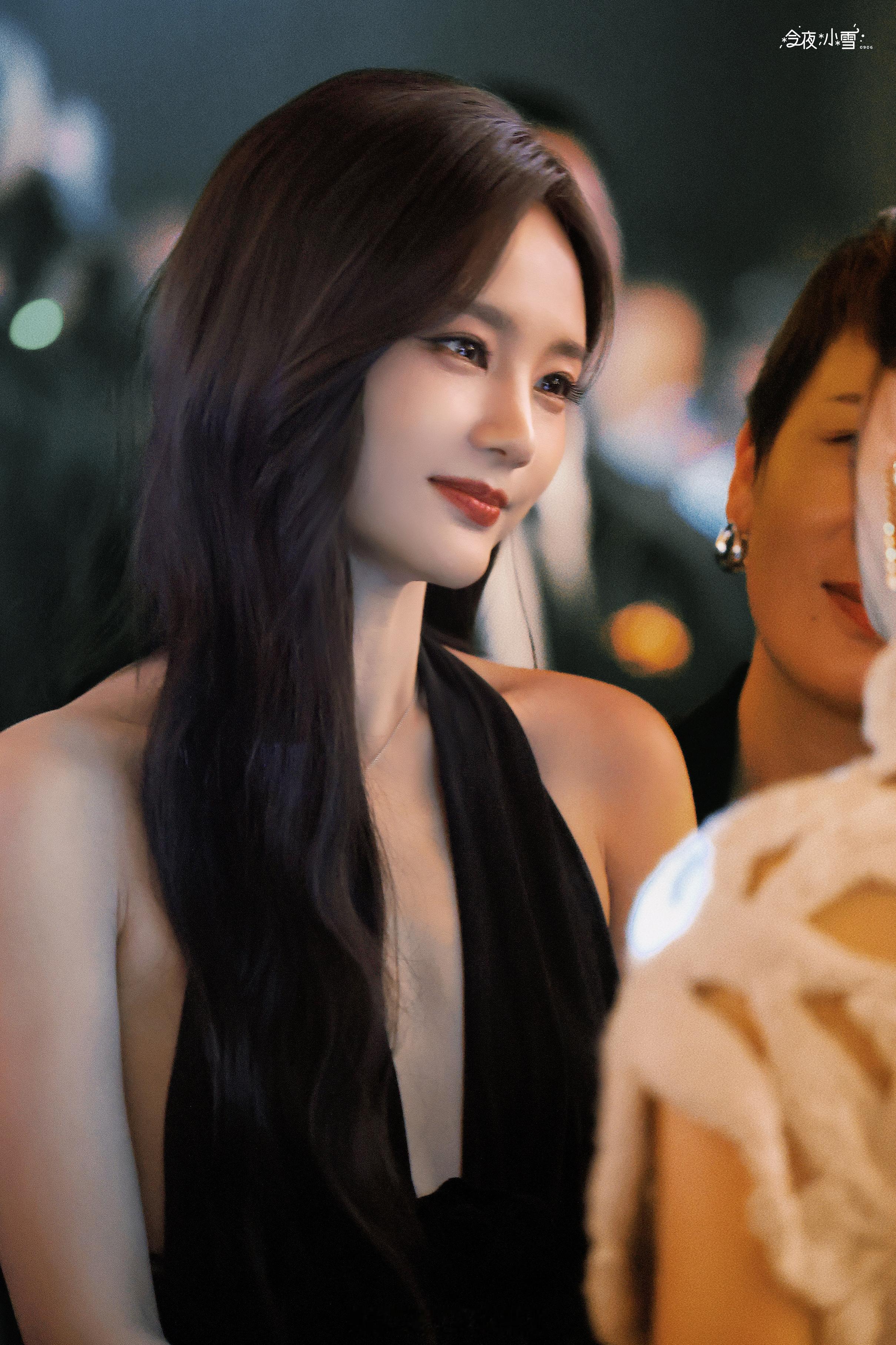 好美的李一桐，眼前一亮又一亮✨李一桐本人来了都得愣两秒 ​​​