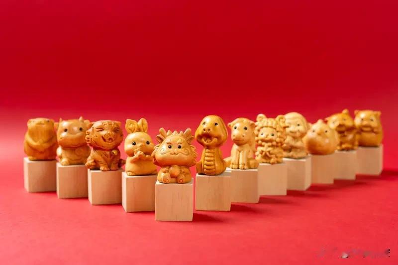 生肖猴的友谊关系还挺有意思。和生肖蛇堪称天生盟友，都聪明机智又灵活，猴善于交际，