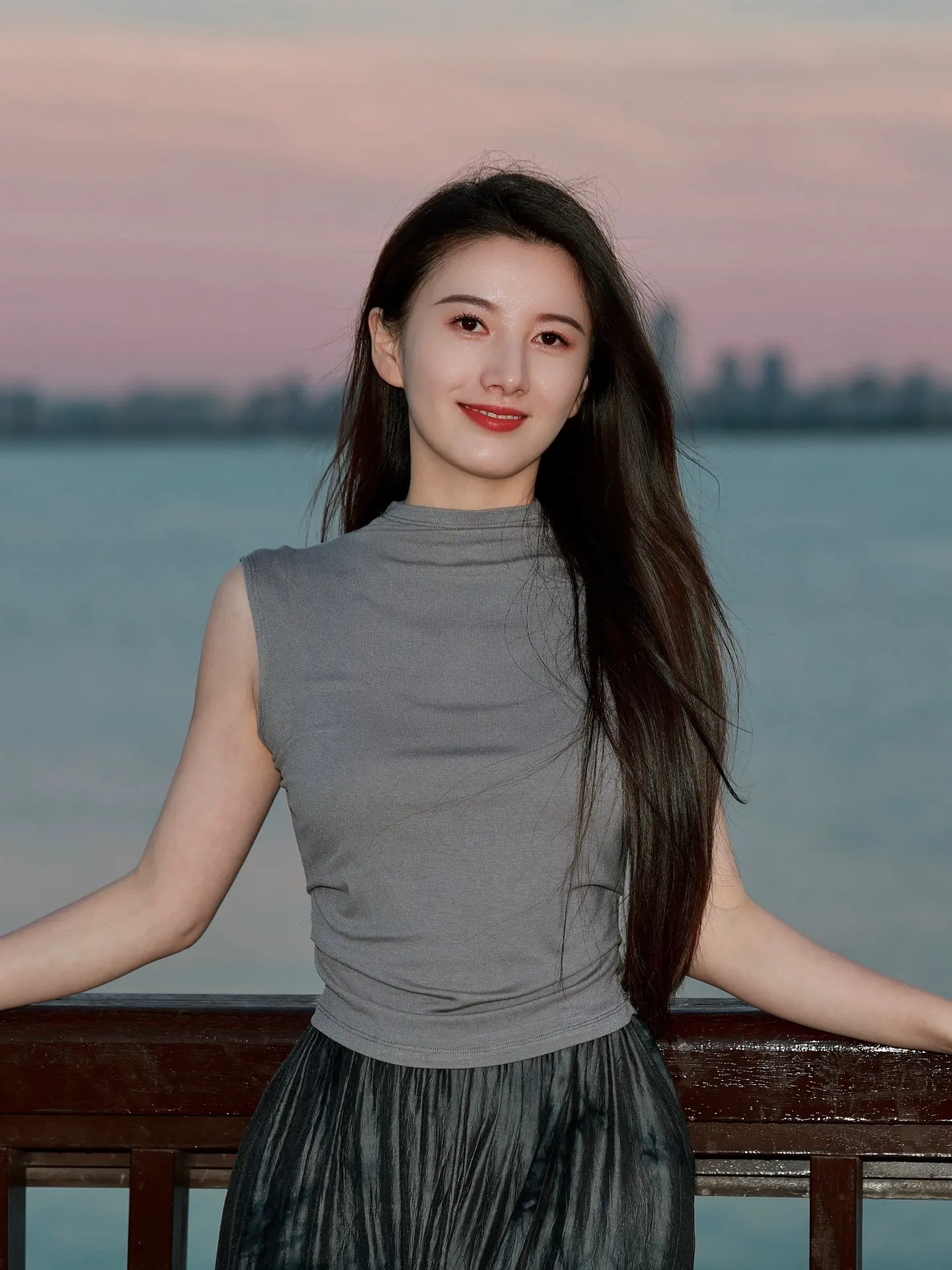 我真的在改变  变漂亮变自信  所谓自由 不是随心所欲 而是自我主宰