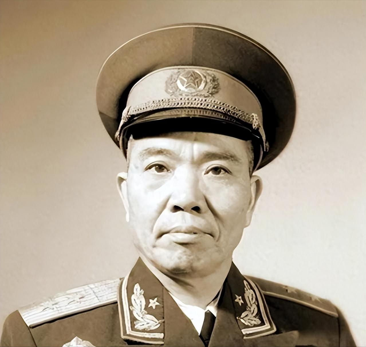 2013 年，将军之子韩京京潇水河畔找到陈树湘遗骸，跪地一声大爹爹令所有人泪崩 