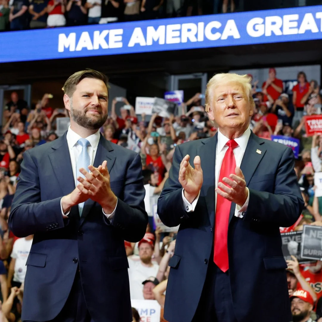 2024年大选戳破的7个大泡沫 1，捐款泡沫：哈里斯获得12亿美元政治...