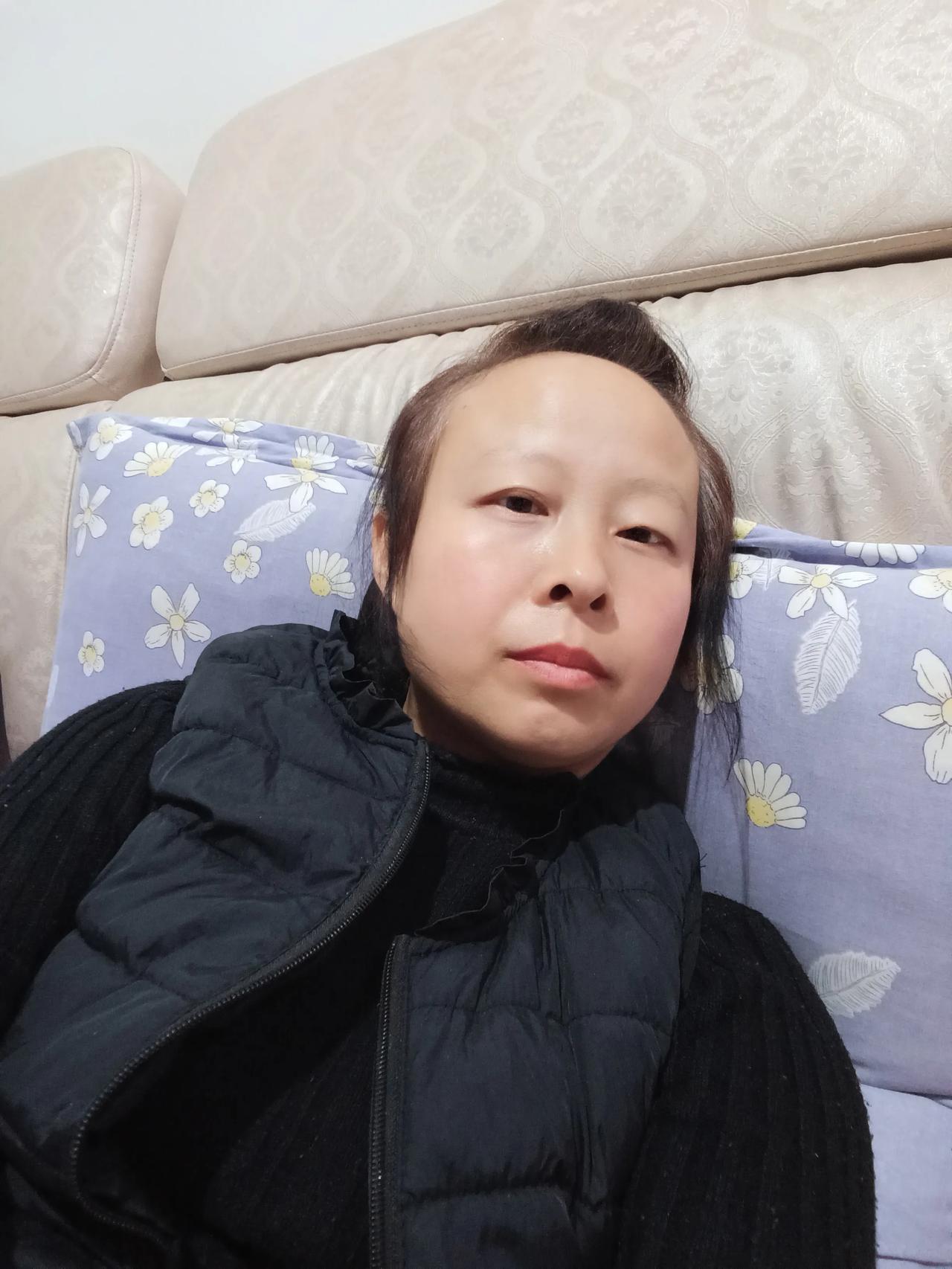 友友们，
今天停更一天，感冒了浑身疼的难受，明天见！
爱你们哟[玫瑰][玫瑰][