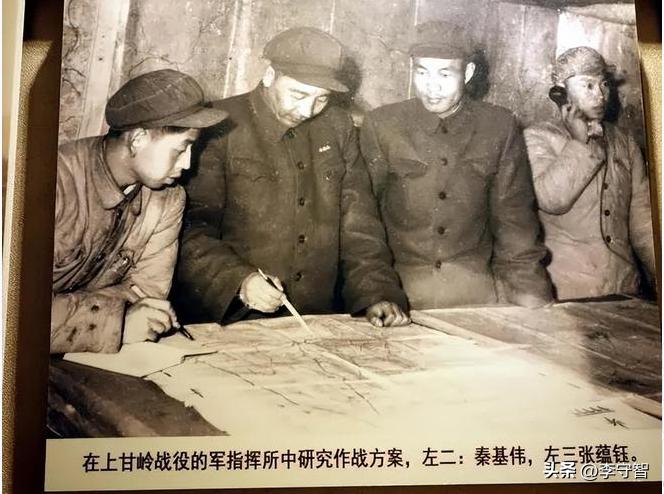 自从开始看《上甘岭》后，每天晚上的娱乐活动就变成了守在电视机旁等更新，然后全家人