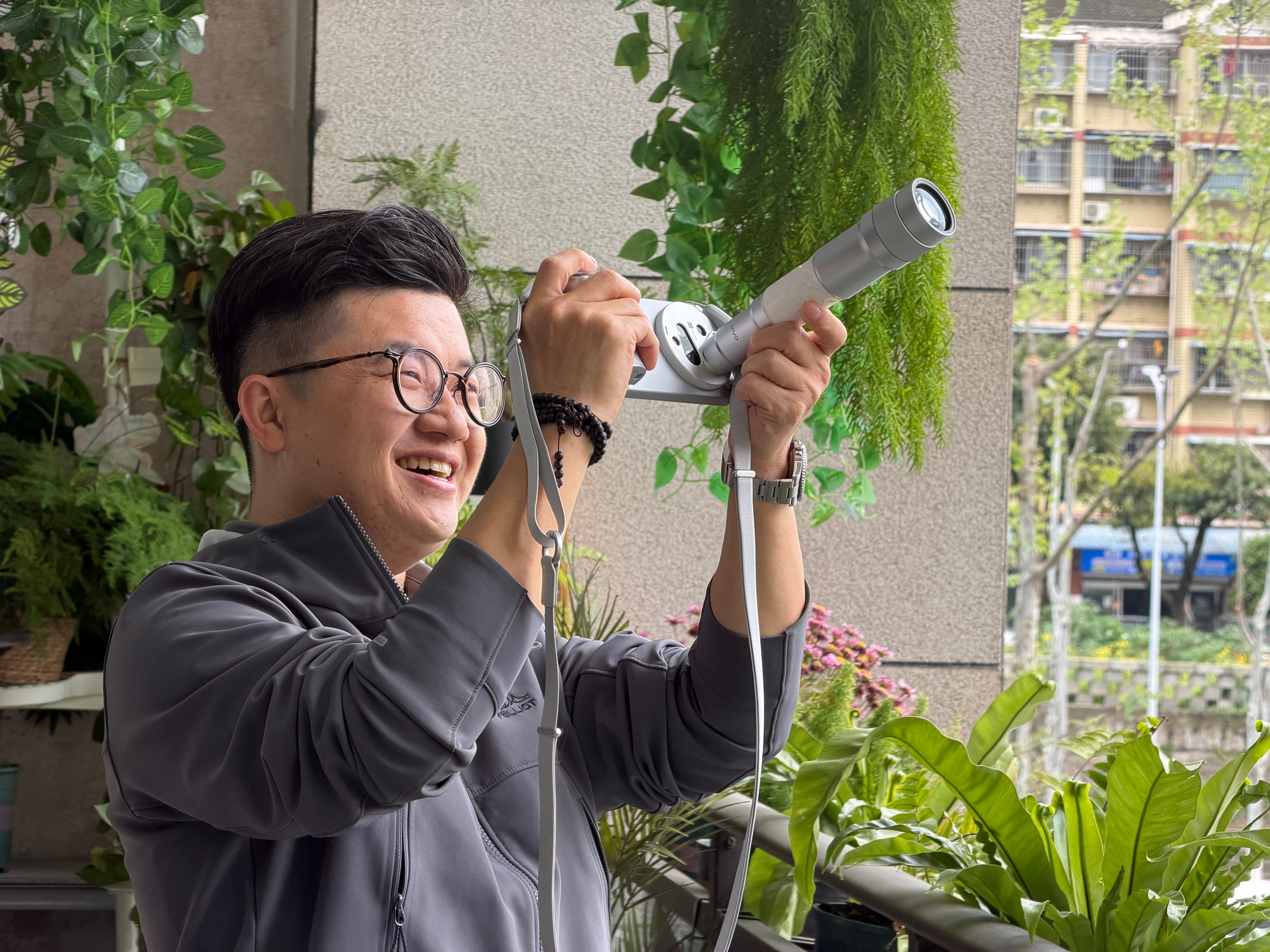 很硬的兄弟们早早早！支棱起来