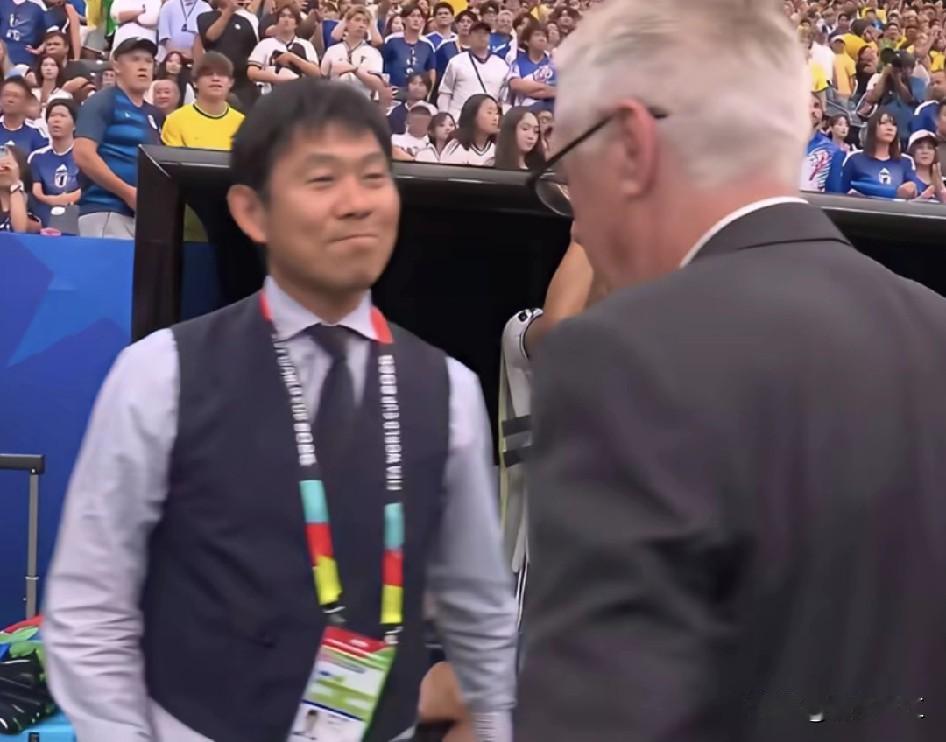 日本主教练口口声声要夺世界杯冠军，他主动选择巴西作为淘汰赛对手，根本不把名教头安