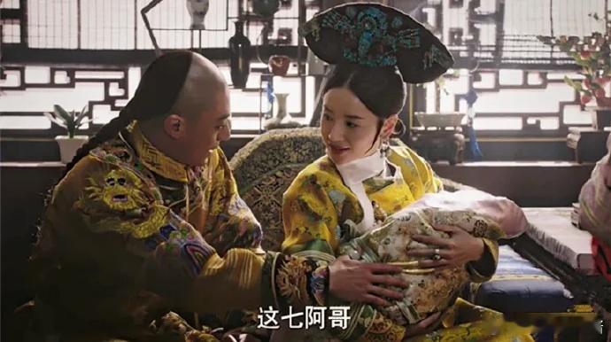虽然《如懿传》一直在强调皇上和如懿的年少情深，但是我觉得皇上和皇后好像更好磕，他