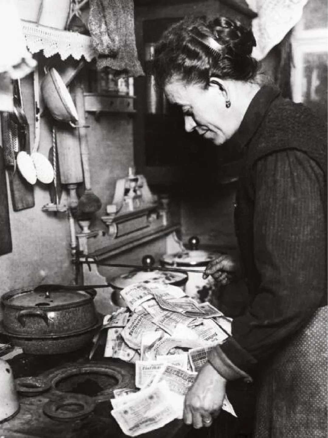 当纸币变成燃料时…