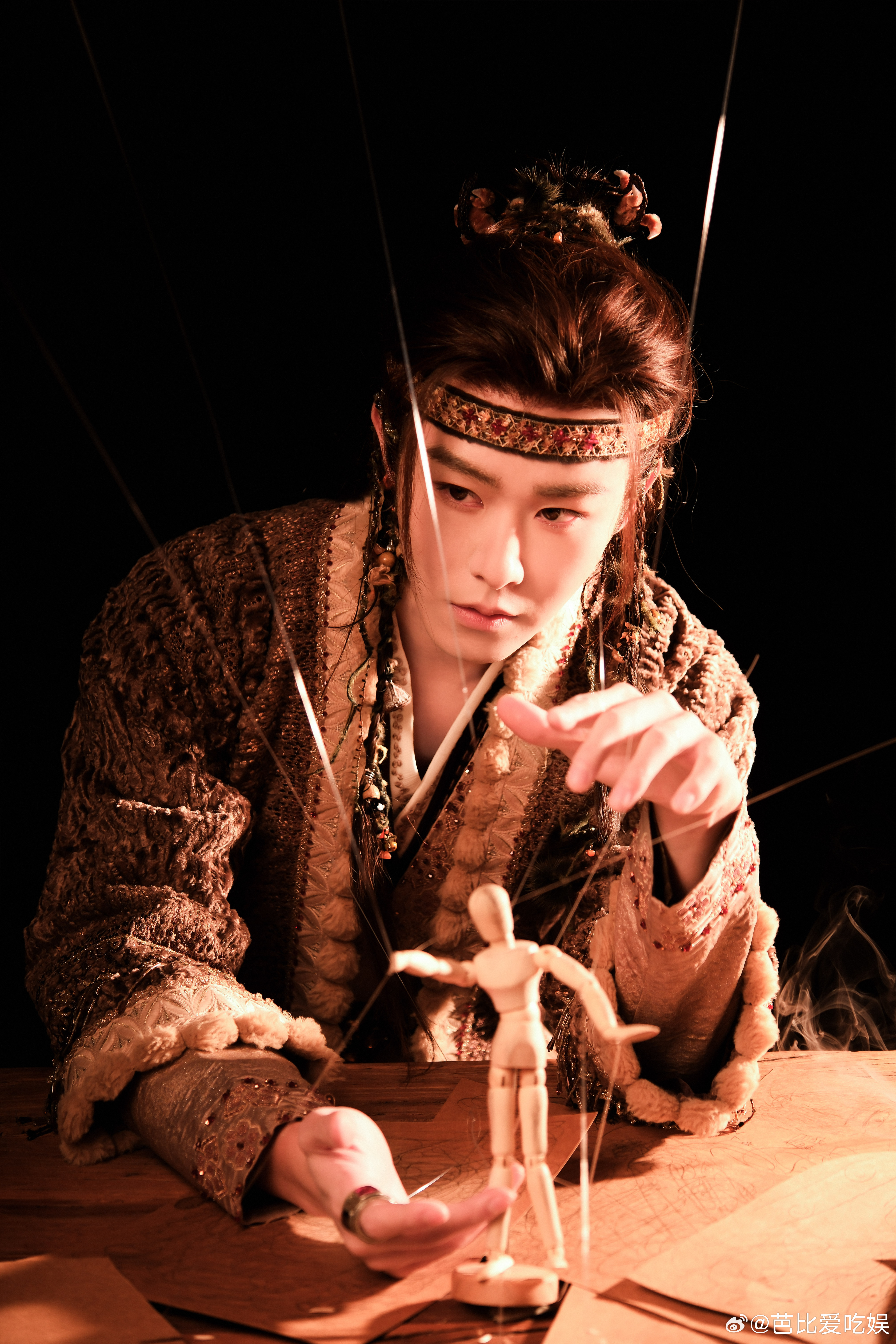 田嘉瑞木头人也有感情少年难敌人间沧桑，青涩热血的龙神满心坦荡，历经风雨之后性情大