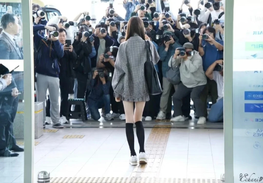 成功女人的背后张元英 ​​​